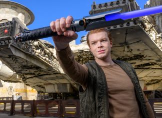 Cal Kestis Legacy Saber Coming to Disney Parks!
