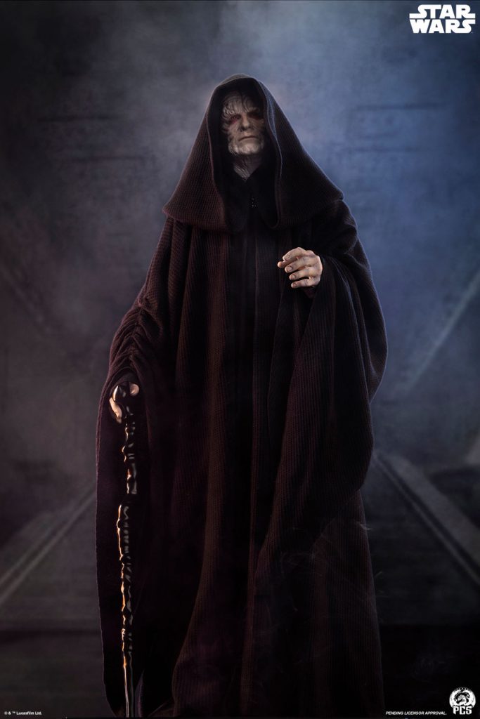Emperor Palpatine 1/3 Hyperreal Statue