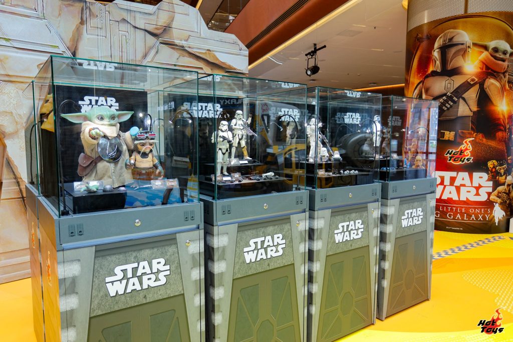 Hot Toys The Little One’s Big Galaxy Event